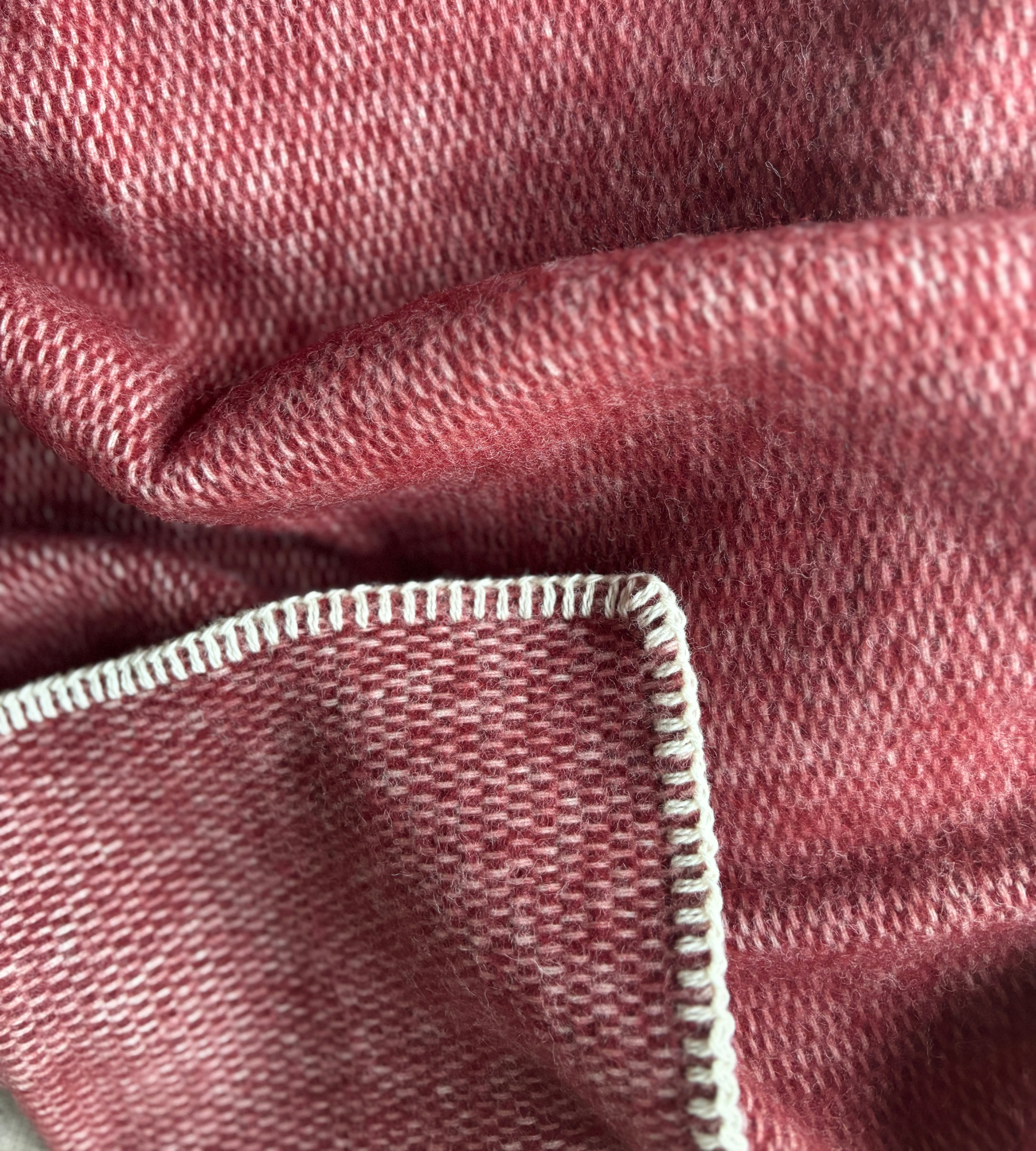 Ledikantdeken wol - Bordeaux