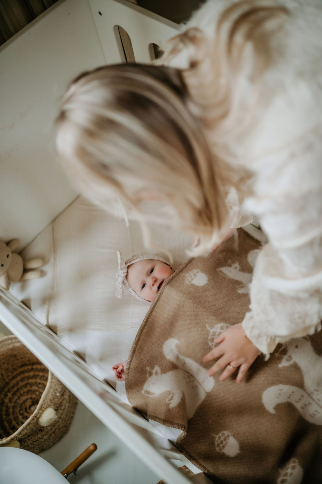 Wiegdeken wol - Eekhoorntjes Coffee