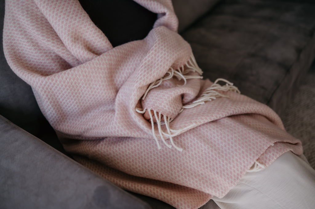 Wollen deken / plaid groot - Zacht roze