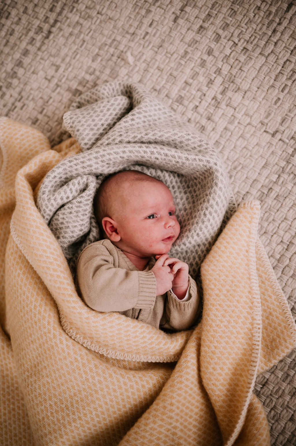 Ledikantdeken wol - Geel